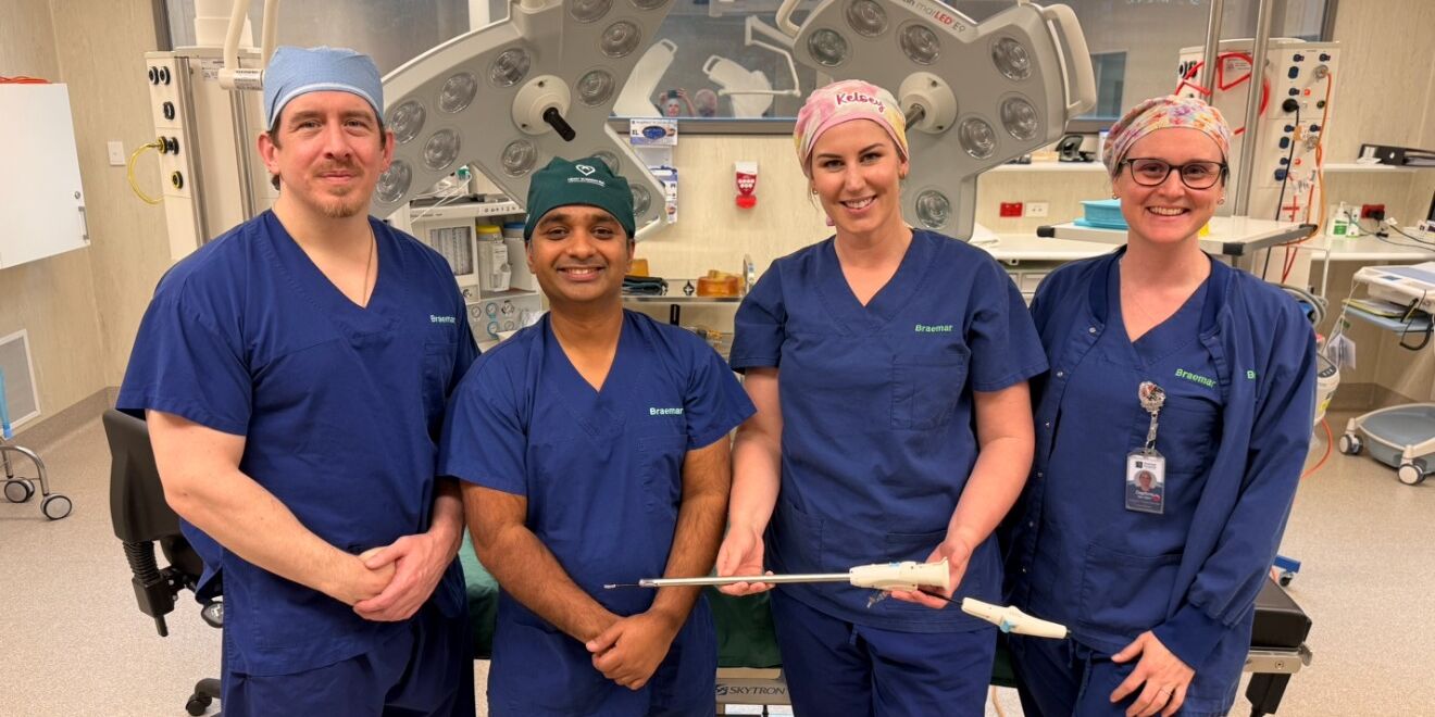 Pictured: The team supporting endoscopic vein harvesting at Braemar.   From left cardiothoracic surgeons David McCormack, Nishith Patel, and Registered Nurse First Surgical Assistant Kelsey Abercrombie and Braemar Associate Theatre Manager Daphne Van Dam.
