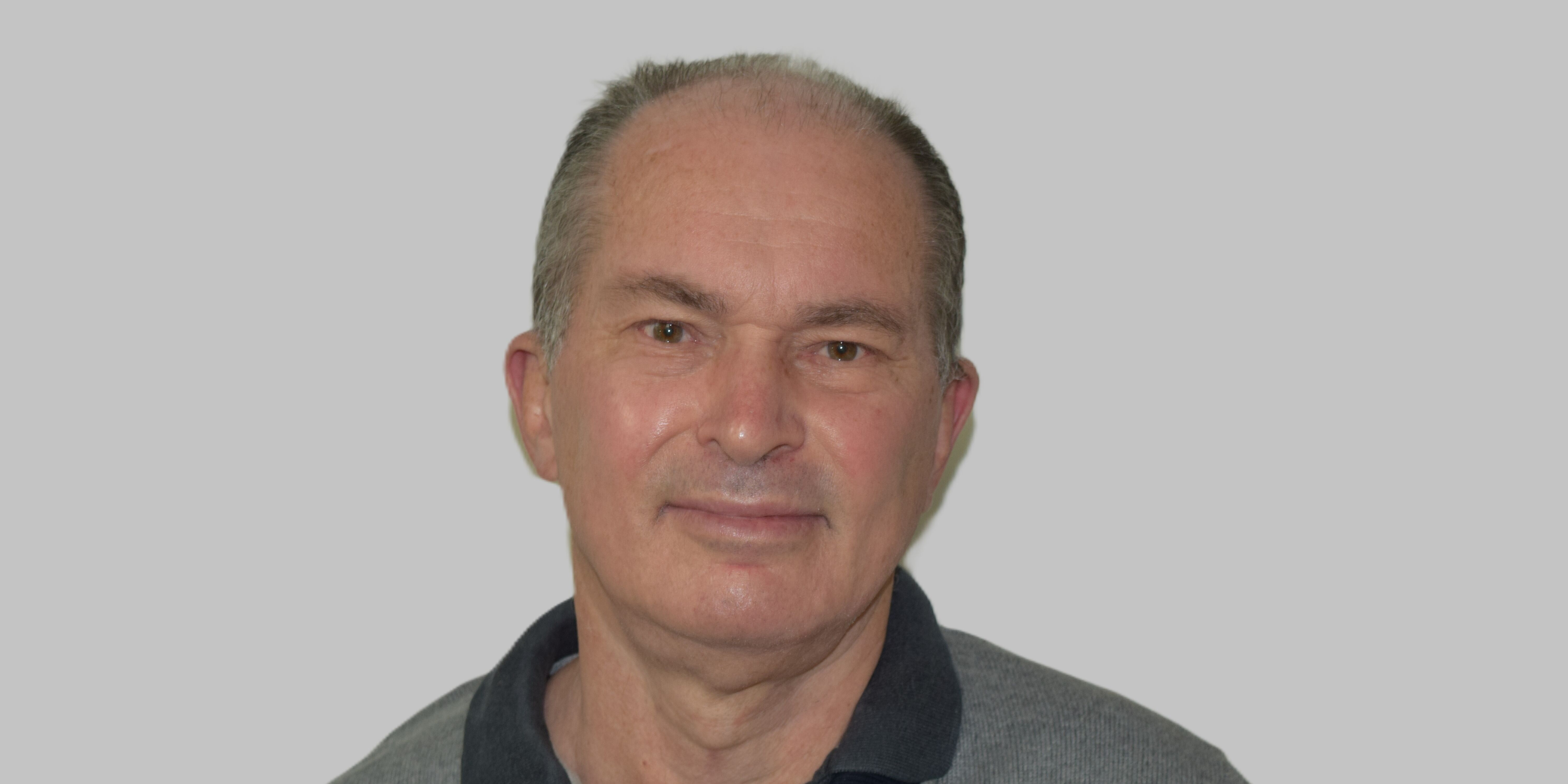 ID Photo – Ian DINGWALL – 16-9 – no background