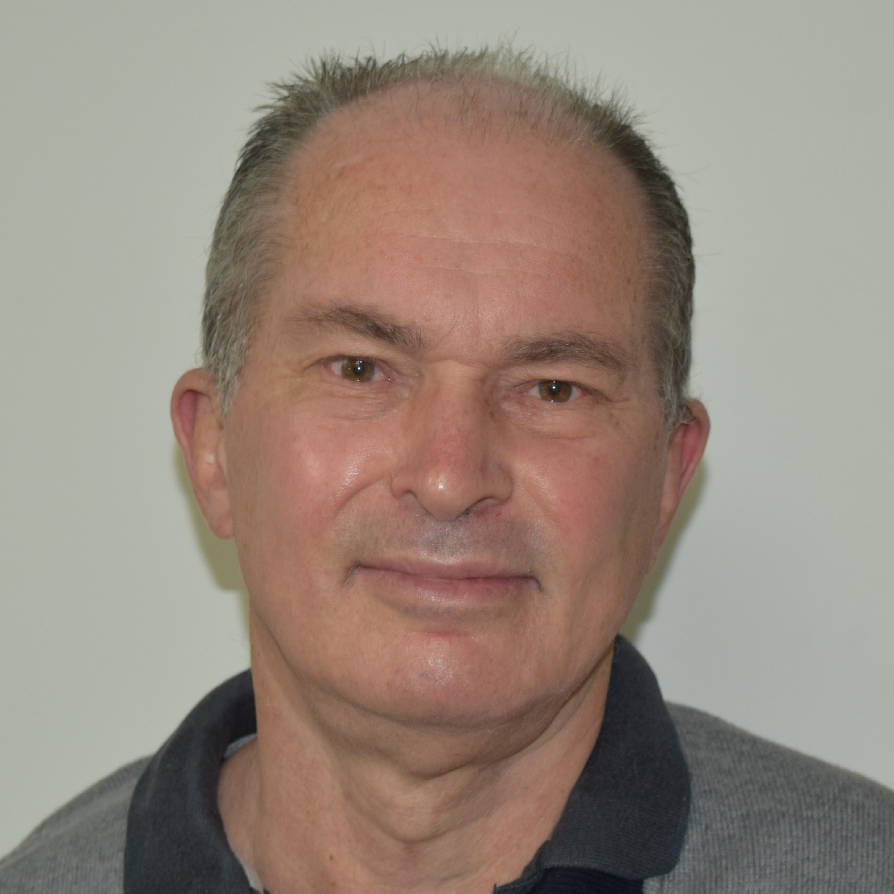 ID Photo - Ian DINGWALL - square